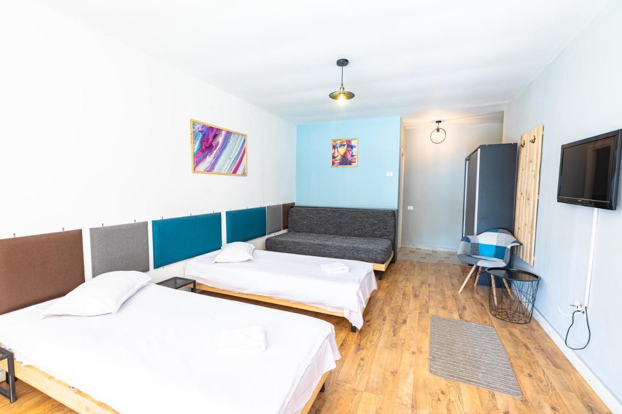 Ezio House Hotel Тимишос Екстериор снимка