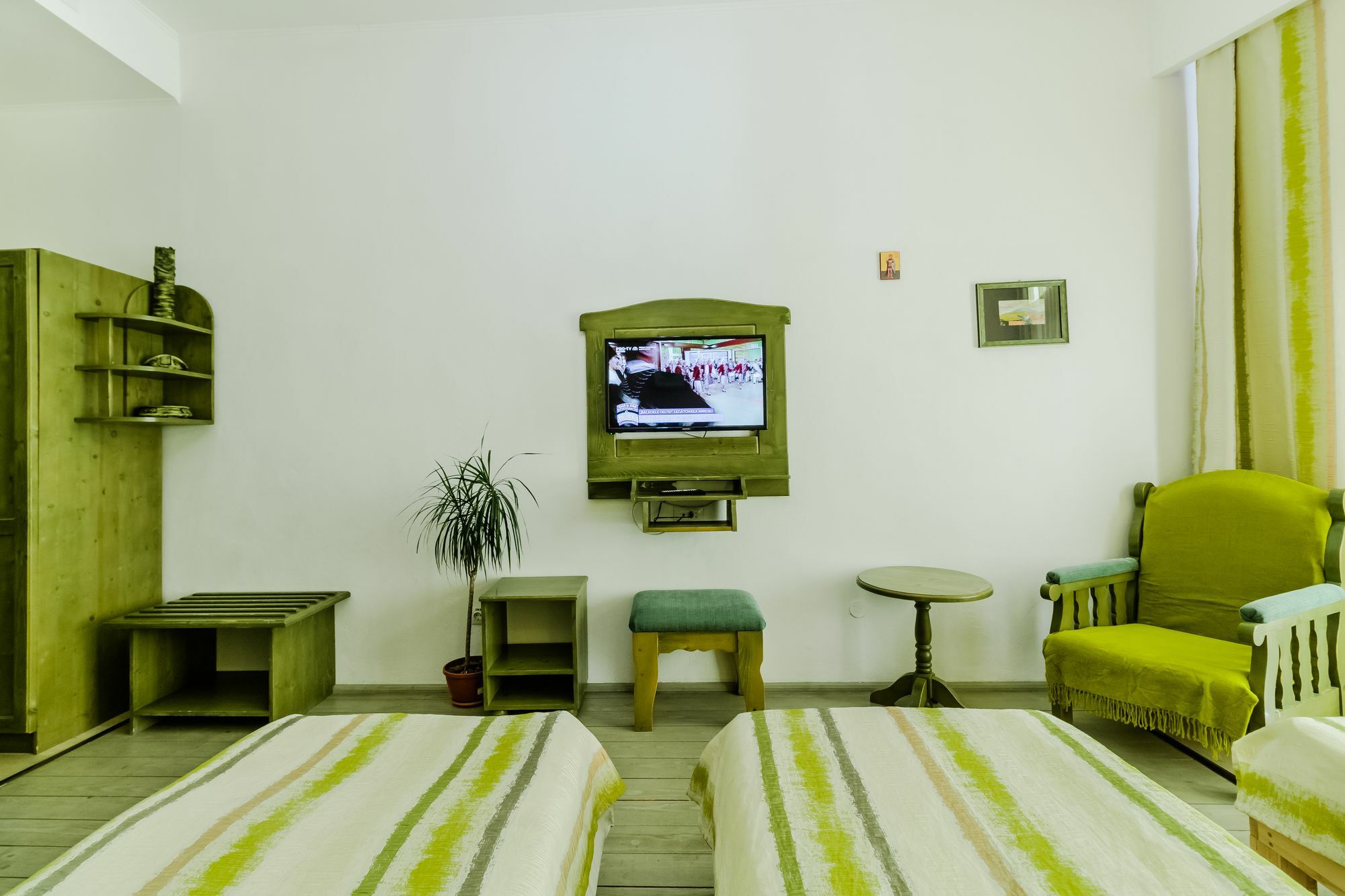 Ezio House Hotel Тимишос Екстериор снимка