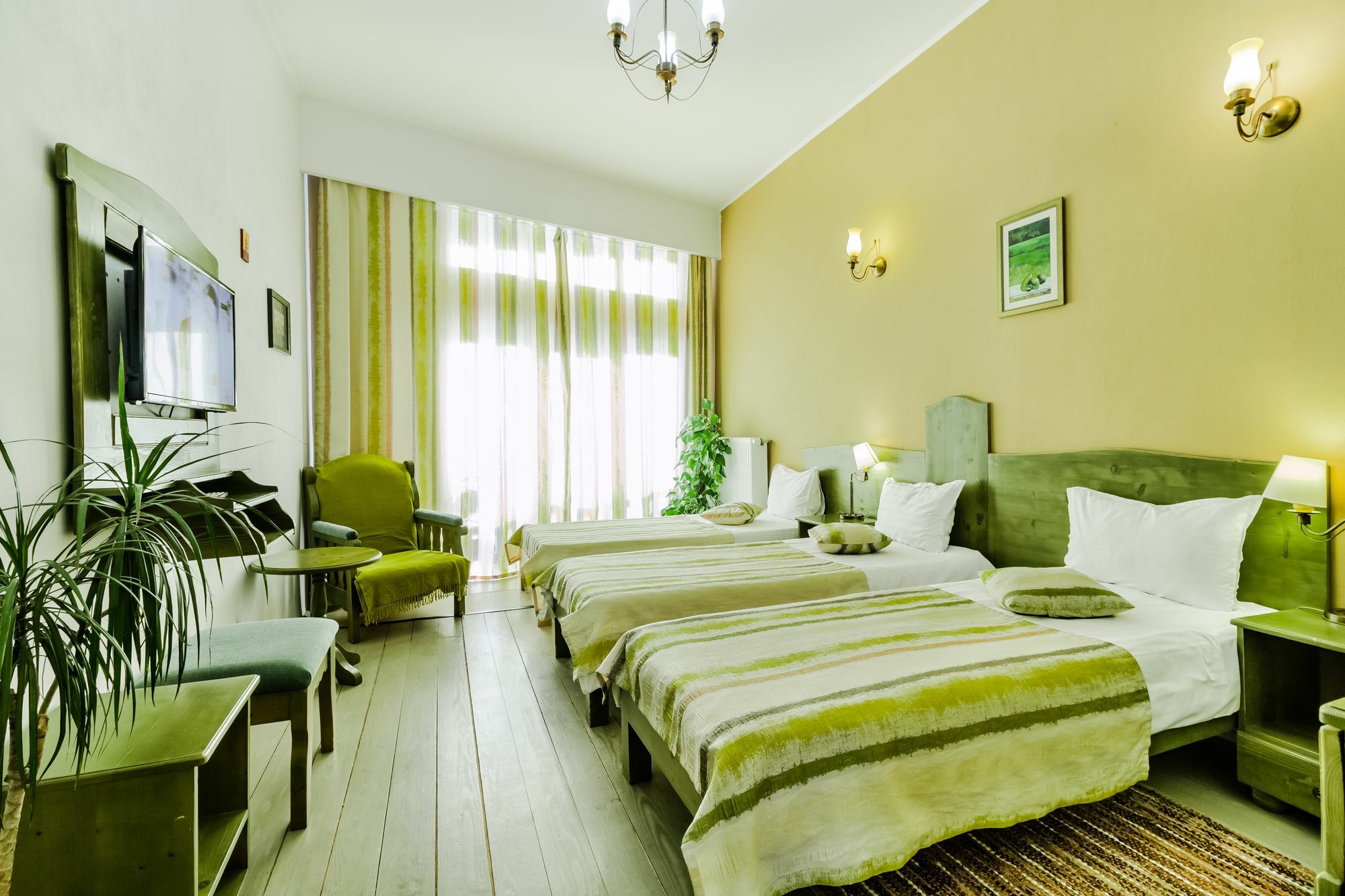 Ezio House Hotel Тимишос Екстериор снимка